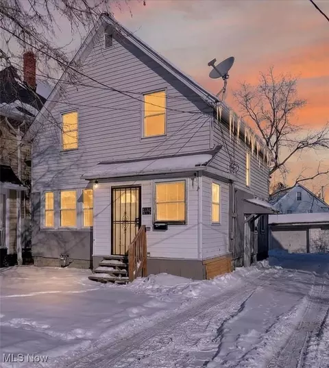 4002 Ardmore Ave, Cleveland, OH 44109