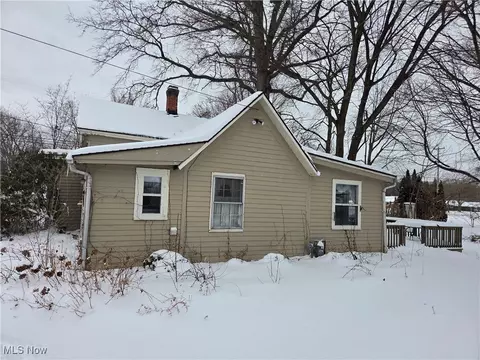 4473 Middle Ridge Rd, Perry, OH 44081 photo 5