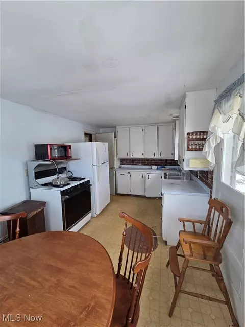 4473 Middle Ridge Rd, Perry, OH 44081 photo 11