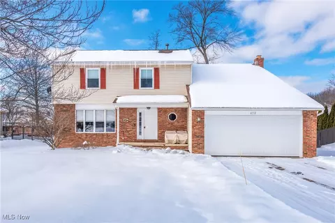452 Brambleside Dr, Brunswick, OH 44212