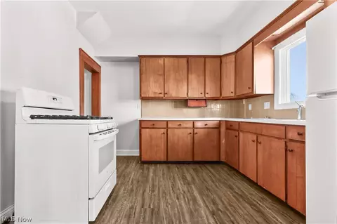 Kitchen - 55 Eber Ave, Akron, OH 44305 photo 1 of 3