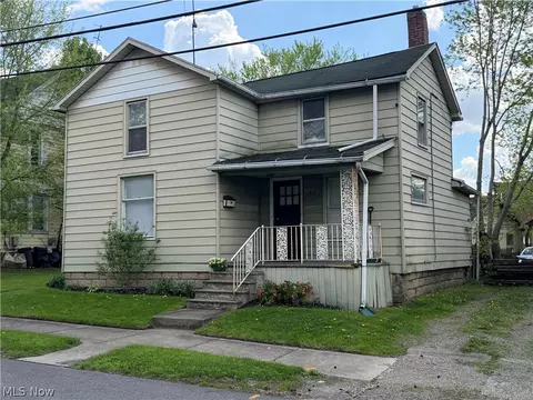 63 Linden Ave, Niles, OH 44446