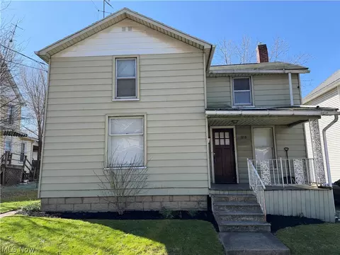 63 Linden Ave, Niles, OH 44446