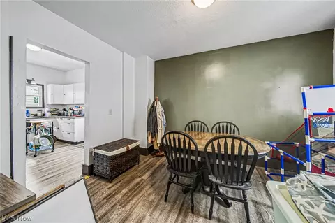 Dining - 1629 E 47th St, Ashtabula, OH 44004 photo 1 of 2