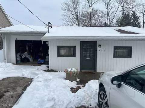 422 Jessamine St, Zanesville, OH 43701