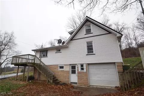 5590 Dover Zoar Rd NE, Dover, OH 44622