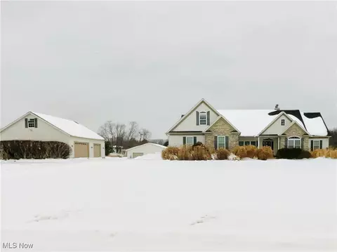 3079 Alexander Rd, Atwater, OH 44201