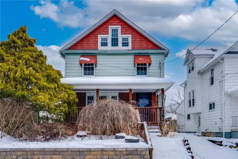 263 19th St NW, Barberton, OH 44203