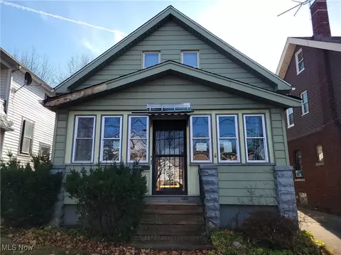 16918 Grovewood Ave, Cleveland, OH 44110