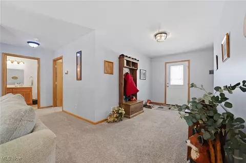 5202 E Union Rd, Dorset, OH 44032 photo 2