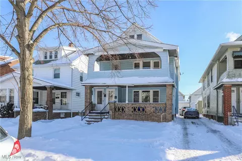 2099 Waterbury Rd, Lakewood, OH 44107
