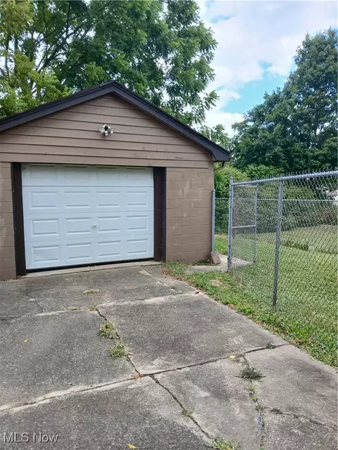 Other - 32 E Faith St, Struthers, OH 44471 photo 10 of 12