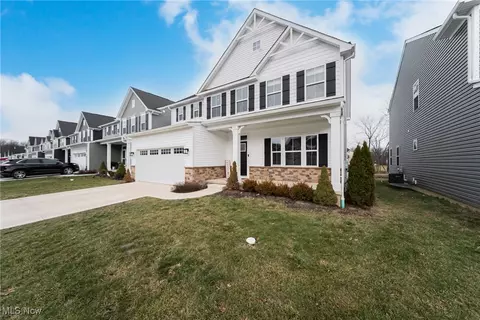 6162 James Dr, Lorain, OH 44053