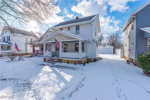 3774 W 135th St, Cleveland, OH 44111
