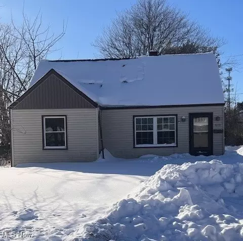 610 Elm St, Struthers, OH 44471