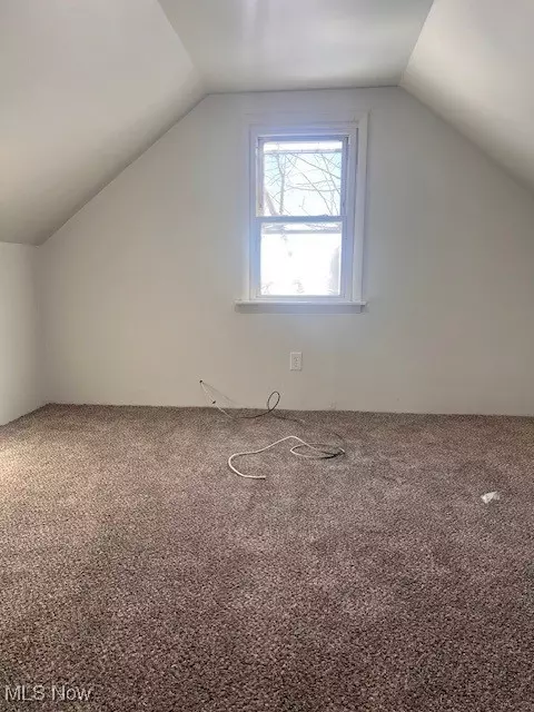 610 Elm St, Struthers, OH 44471 photo 11