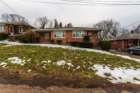 1054-1056 Saxon Ave, Akron, OH 44314