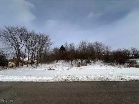 La Font Circle, Bolivar, OH 44612