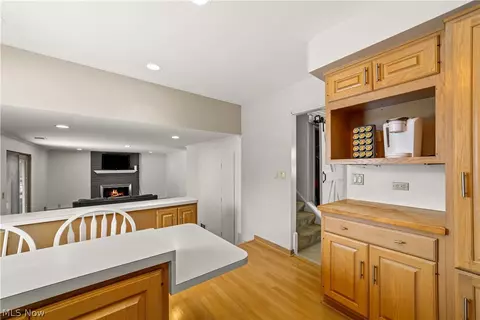 Kitchen - 6728 Edgemoor Ave, Solon, OH 44139 photo 4 of 4