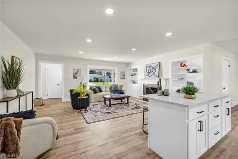 6678 Solon Blvd, Solon, OH 44139 photo 8