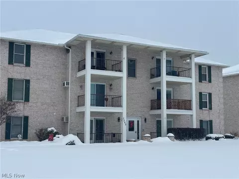 7362 Eisenhower Dr #5, Boardman, OH 44512