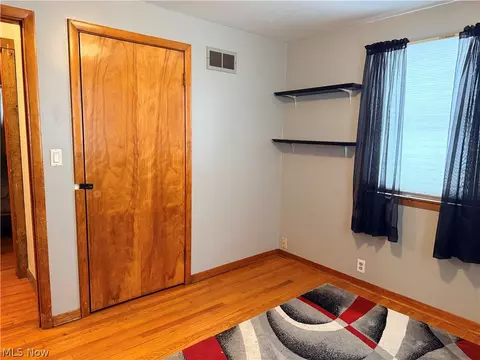 Bedroom - 138 E Cedar St, Jefferson, OH 44047 photo 3 of 4