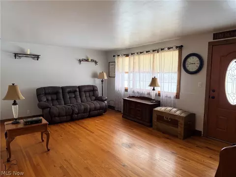 Living - 138 E Cedar St, Jefferson, OH 44047 photo 1 of 1