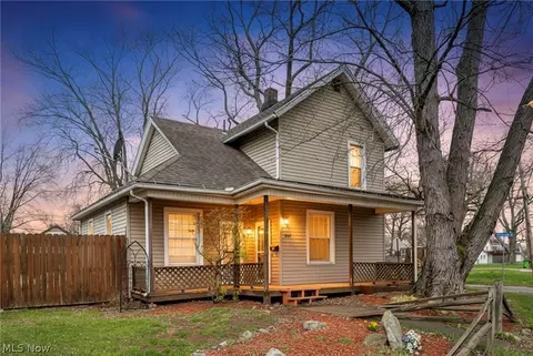 907 Duncan St SW, Massillon, OH 44647