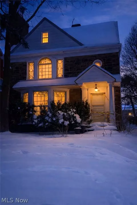 3575 Gridley Rd, Shaker Heights, OH 44122