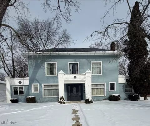 152 Grove St, Cortland, OH 44410