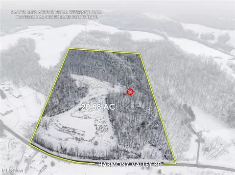 SW Harmony Valley Road, Newcomerstown, OH 43832