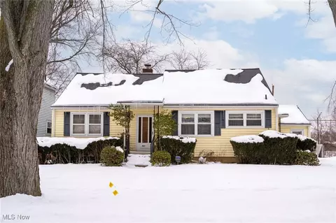 401 Louisiana Ave, Elyria, OH 44035