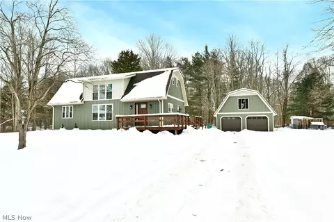 3894 Nelson Mosier Rd, Leavittsburg, OH 44430
