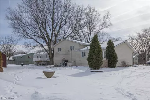 Exterior - 3237 Valley Forge Dr, Brunswick, OH 44212 photo 4 of 4