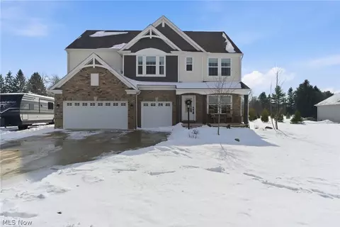 6670 Merlin Dr, Medina, OH 44256