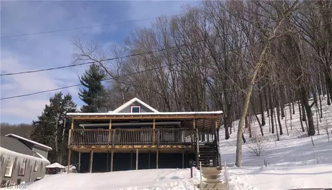 228 Gardner Ave, Dennison, OH 44621