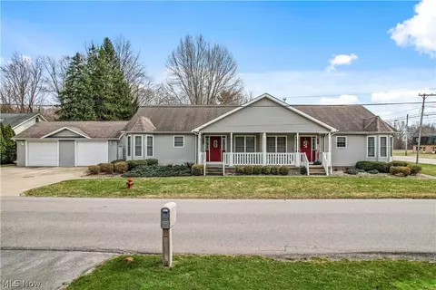4591 Churchill Rd, Youngstown, OH 44505