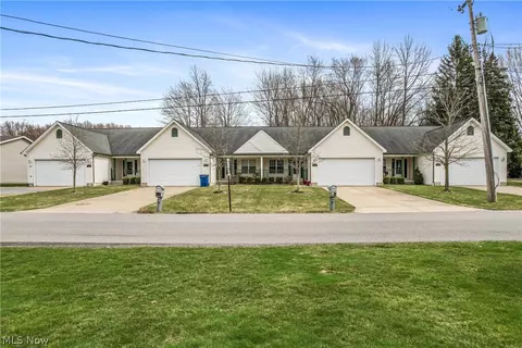 4593 Michigan Blvd, Youngstown, OH 44505