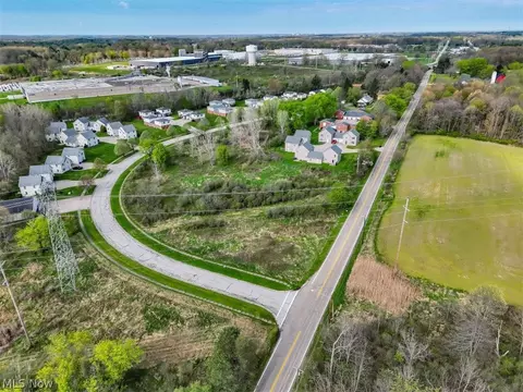 Lovers Lane, Ravenna, OH 44266