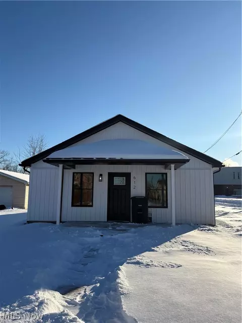612 Logan St, Steubenville, OH 43952