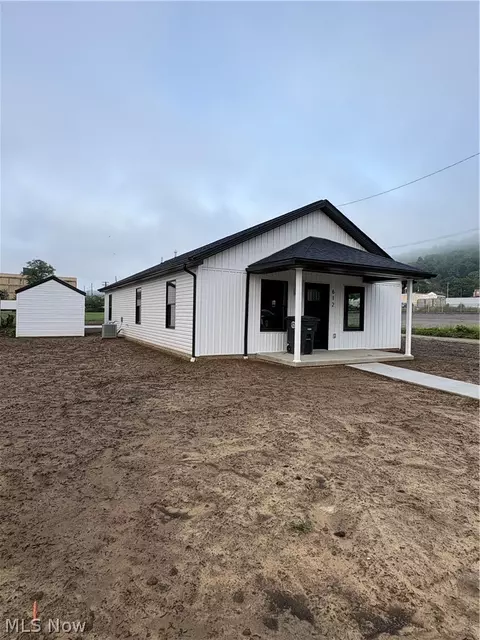 612 Logan St, Steubenville, OH 43952