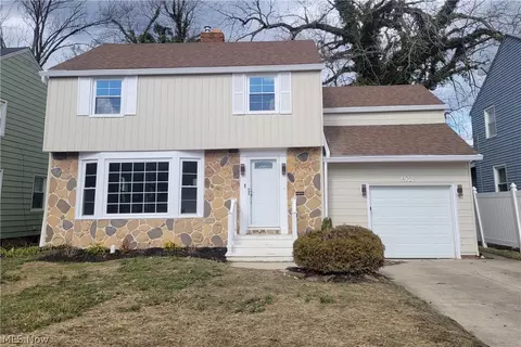 4059 Monticello Blvd, Cleveland Heights, OH 44121