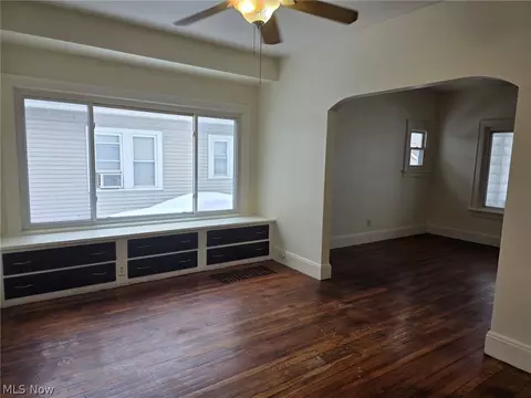 1174 Linden Ave, Akron, OH 44310 photo 7
