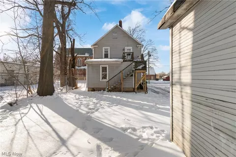 Exterior - 301 E Voris St, Akron, OH 44311 photo 1 of 1