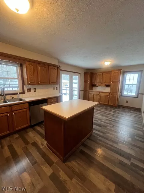 Kitchen - 2512 W 9th St, Ashtabula, OH 44004 photo 1 of 2