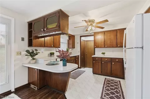 535 W Schultz Ave, Dalton, OH 44618 photo 6