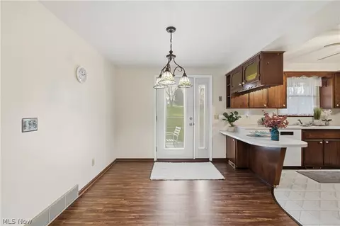 535 W Schultz Ave, Dalton, OH 44618 photo 10