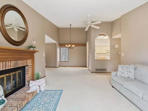 Living - 4557 Saint James Cir NW, Canton, OH 44708 photo 2 of 3