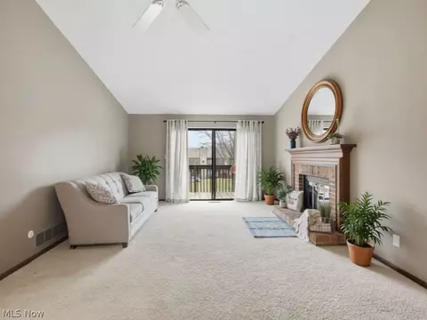 Living - 4557 Saint James Cir NW, Canton, OH 44708 photo 1 of 3
