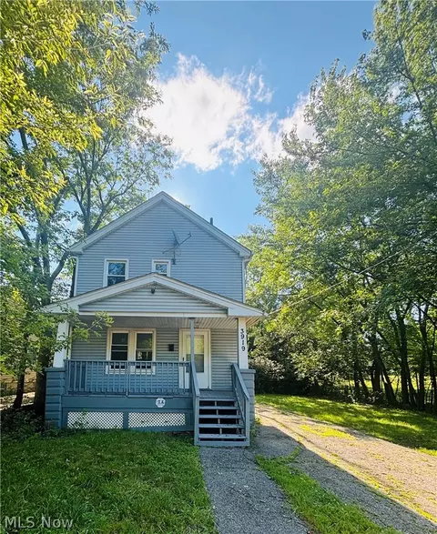 3919 E 99th St, Cleveland, OH 44105